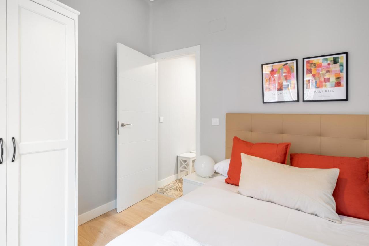 2 Bedrooms 1 Bathroom Furnished - Lavapies - Modern - Mintystay Madrid Exterior foto
