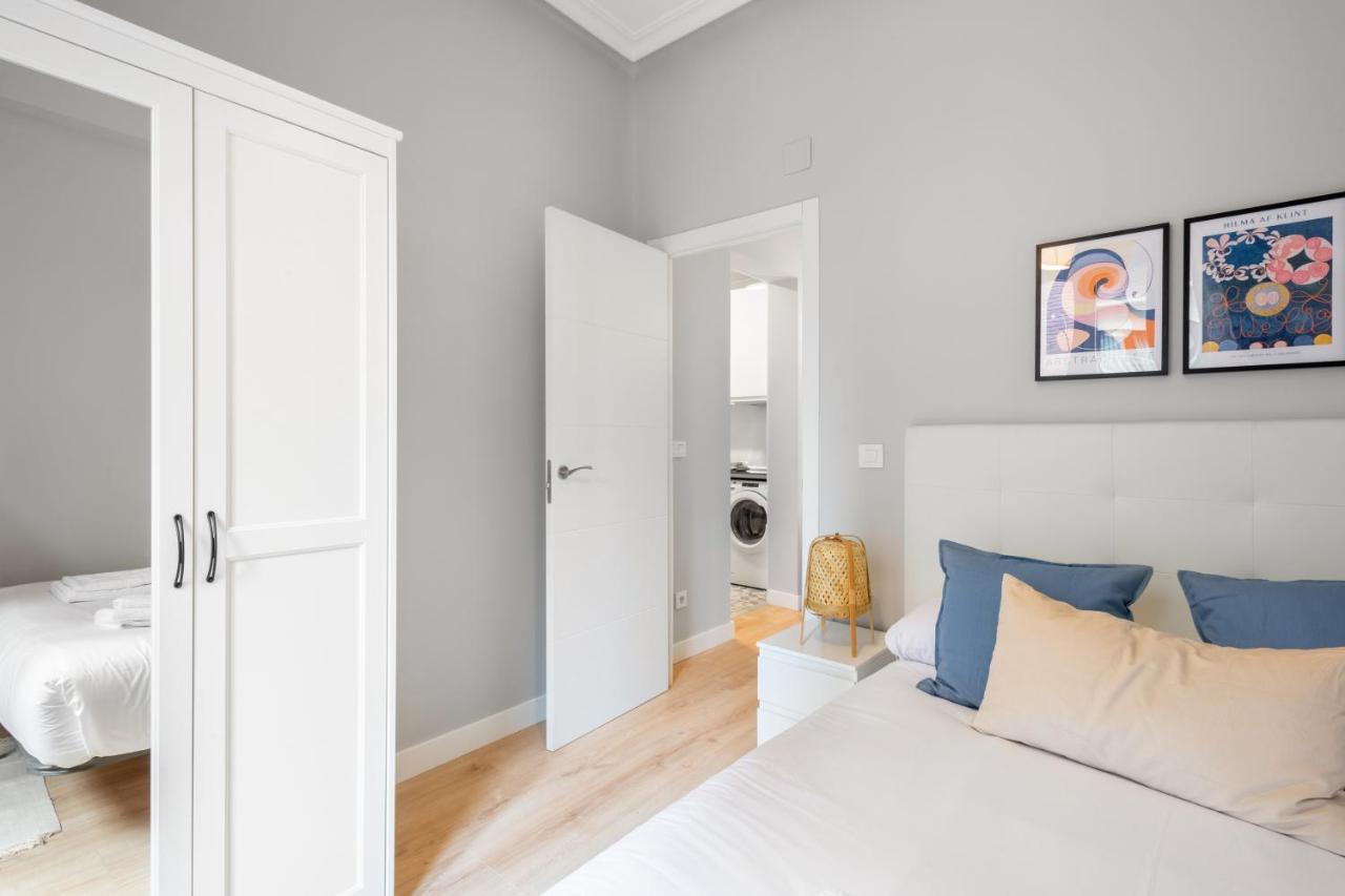 2 Bedrooms 1 Bathroom Furnished - Lavapies - Modern - Mintystay Madrid Exterior foto